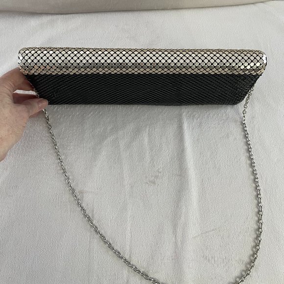 NWOT! Jessica McClintock Silver & Black Metal Mesh Evening Bag with Chain - Picture 3 of 12